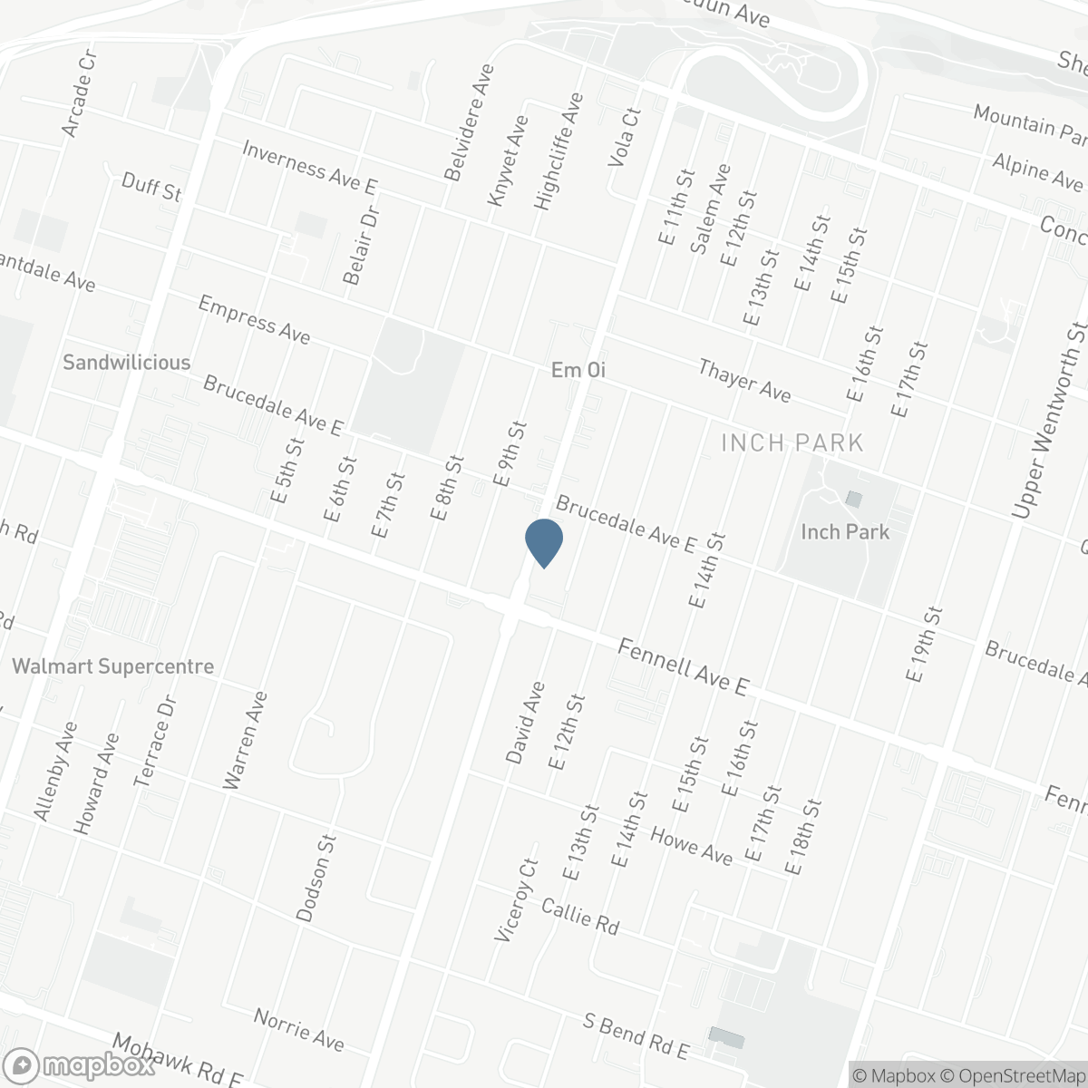 643 UPPER WELLINGTON Street, Hamilton, Ontario L9A 3R2